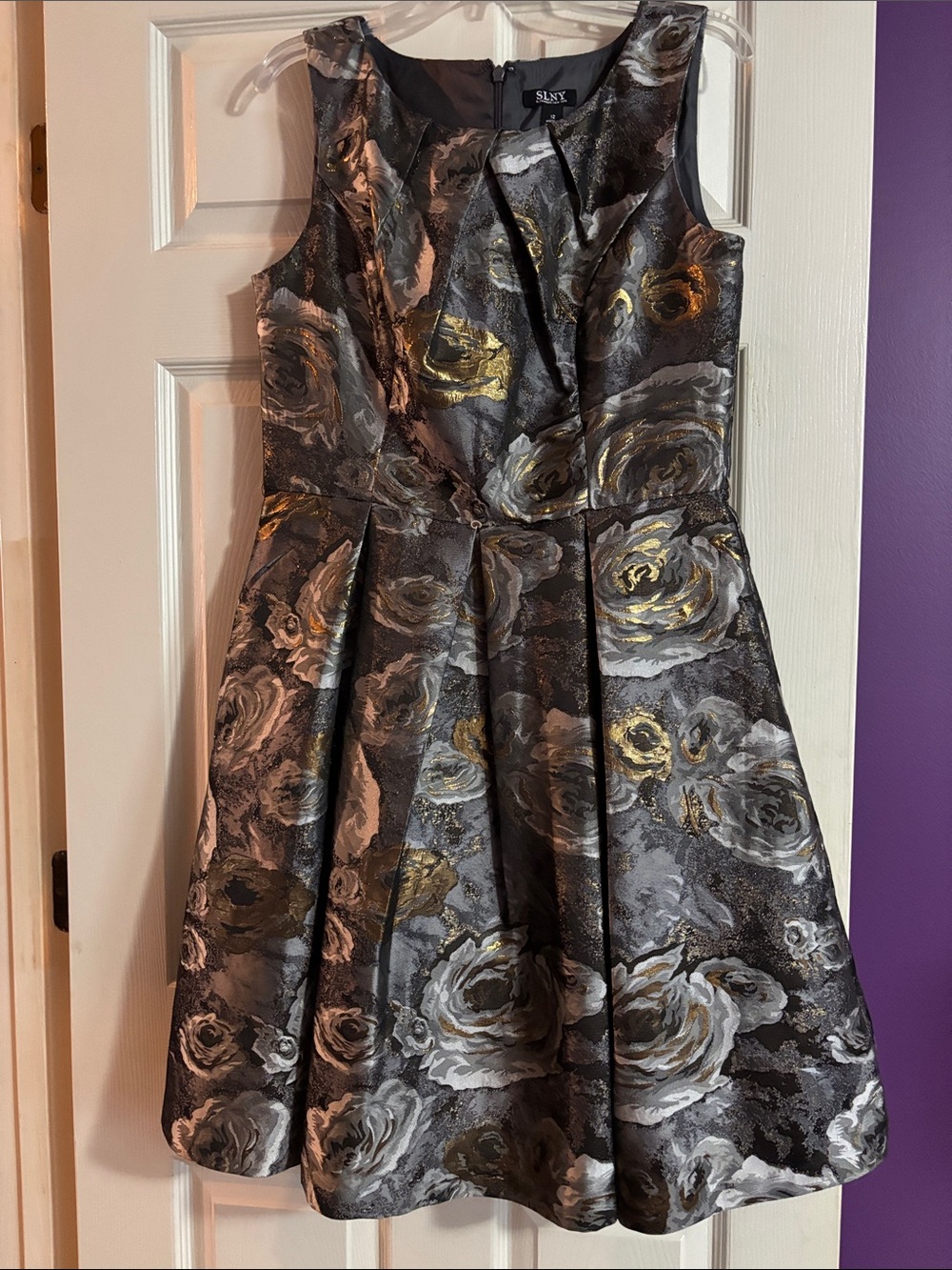 SLNY Metallic Rose Jacquard Fit-and-Flare Dress in Gray and Gold